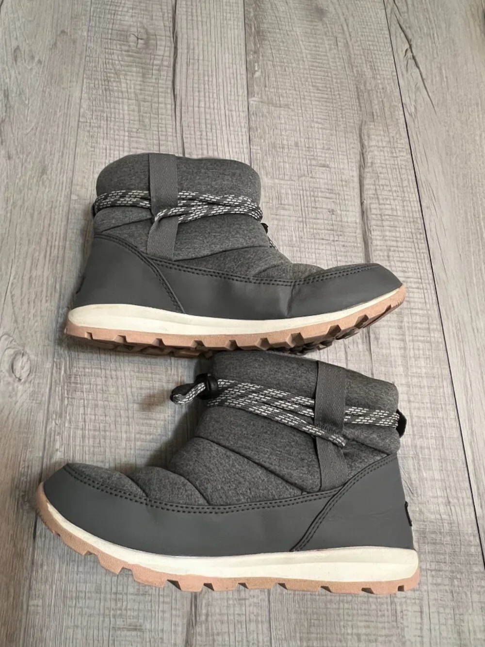 Sorel explorer joan